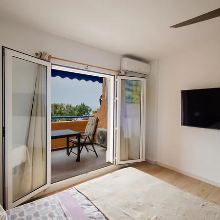 Levante 24 Estudio Naturista Primera Linea Vera